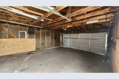 9061 S Parnell Avenue, Chicago, IL 60620 - Photo 33