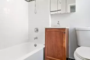 4520 N Clarendon Ave, Chicago, IL 60640 - Photo 11