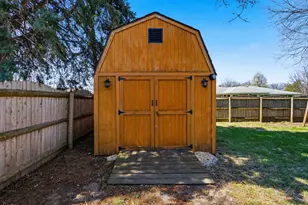 3311 Pinecrest Dr, Joliet, IL 60435 - Photo 35