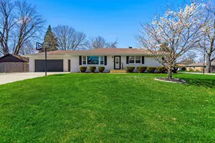 3311 Pinecrest Dr, Joliet, IL 60435 - Photo 47