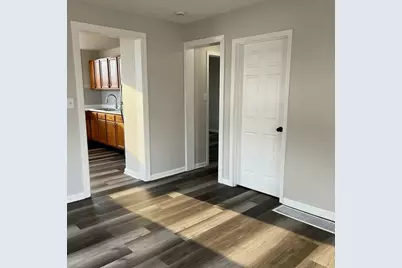 212 E Calhoun Street #1E, Woodstock, IL 60098 - Photo 7