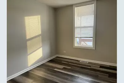 212 E Calhoun Street #1E, Woodstock, IL 60098 - Photo 9