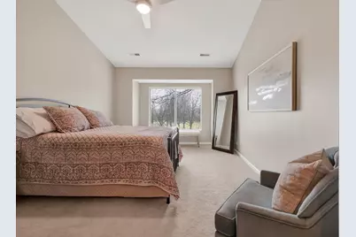 962 Shoreline Road #898, Lake Barrington, IL 60010 - Photo 9