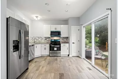 452 Jamestown Court, Aurora, IL 60502 - Photo 5