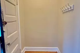 1340 W Rosedale Ave, Chicago, IL 60660 - Photo 5