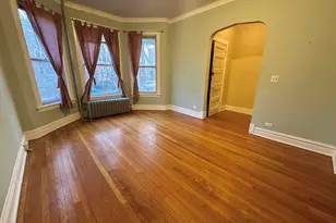 1340 W Rosedale Ave, Chicago, IL 60660 - Photo 3