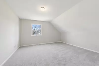 3303 Eastway Drive, Island Lake, IL 60042 - Photo 13