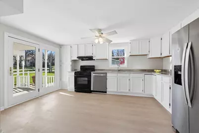 3303 Eastway Drive, Island Lake, IL 60042 - Photo 5