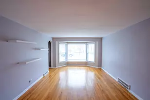 18630 Highland Ave, Homewood, IL 60430 - Photo 9