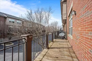 702 N Keystone Ln, Vernon Hills, IL 60061 - Photo 13