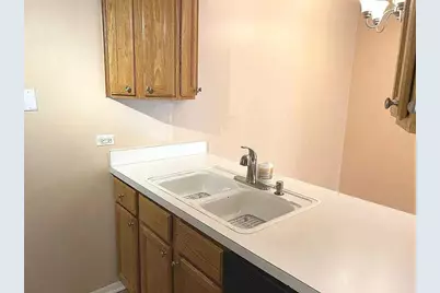 1964 Kenilworth Circle #F, Hoffman Estates, IL 60169 - Photo 21