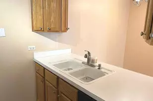 1964 Kenilworth Cir, Hoffman Estates, IL 60169 - Photo 21