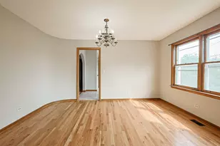 [Address not provided], Skokie, IL 60076 - Photo 15