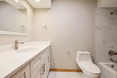 [Address not provided], Skokie, IL 60076 - Photo 17