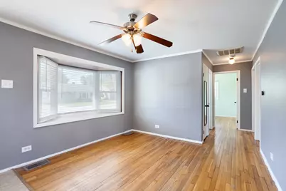 8630 45th Street, Lyons, IL 60534 - Photo 3