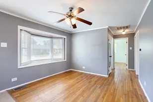 8630 45th St, Lyons, IL 60534 - Photo 3
