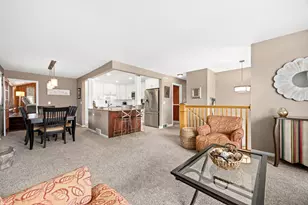 908 40th St, Downers Grove, IL 60515 - Photo 5