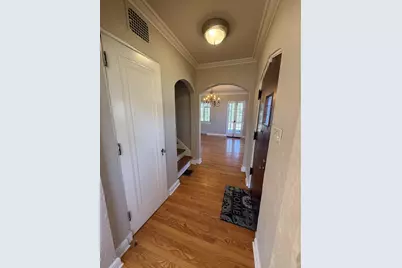 618 S Harvey Avenue, Freeport, IL 61032 - Photo 11