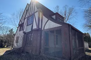 618 S Harvey Ave, Freeport, IL 61032 - Photo 3