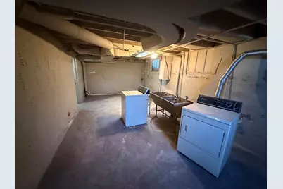 618 S Harvey Avenue, Freeport, IL 61032 - Photo 41