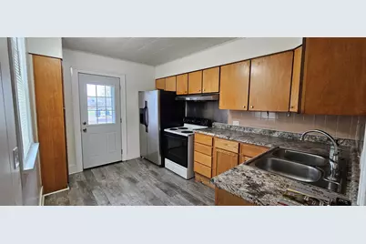 214 S Church Street, Princeton, IL 61356 - Photo 3