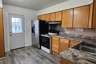 214 S Church St, Princeton, IL 61356 - Photo 3