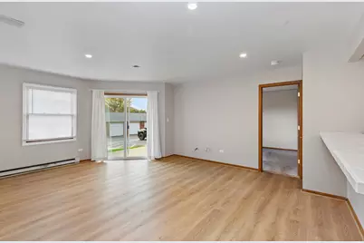 [Address not provided], Lake in the Hills, IL 60156 - Photo 5