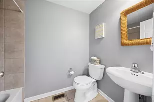 1026 Baldwin Ln, Oak Park, IL 60302 - Photo 25