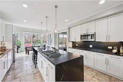 988 Danielson Court, Gurnee, IL 60031 - Photo 13