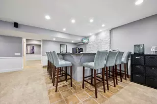 988 Danielson Ct, Gurnee, IL 60031 - Photo 51