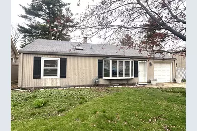 440 W Meadow Avenue, Lombard, IL 60148 - Photo 1