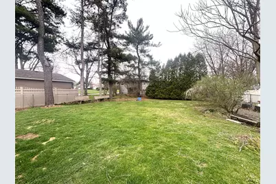 440 W Meadow Avenue, Lombard, IL 60148 - Photo 13