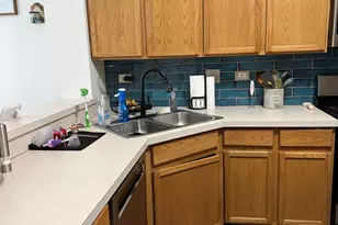 19 Windsor Cir, South Elgin, IL 60177 - Photo 7