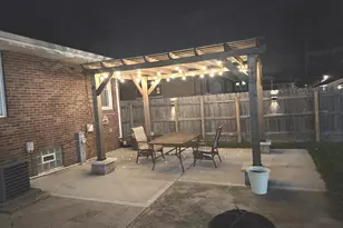 1014 Clement St, Joliet, IL 60435 - Photo 7