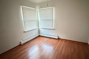 1014 Clement St, Joliet, IL 60435 - Photo 5