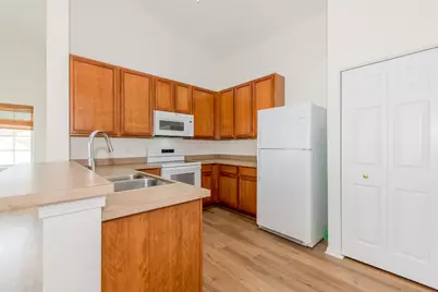 154 Bertram Drive #P, Yorkville, IL 60560 - Photo 7