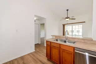 154 Bertram Dr, Yorkville, IL 60560 - Photo 9