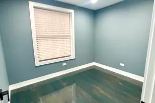 7042 S Eberhart Ave, Chicago, IL 60637 - Photo 15