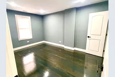 7042 S Eberhart Avenue, Chicago, IL 60637 - Photo 13
