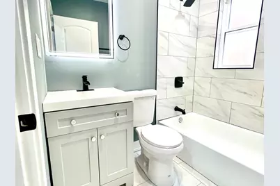 7042 S Eberhart Avenue, Chicago, IL 60637 - Photo 29
