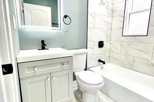 7042 S Eberhart Ave, Chicago, IL 60637 - Photo 29