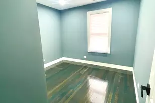 7042 S Eberhart Ave, Chicago, IL 60637 - Photo 15