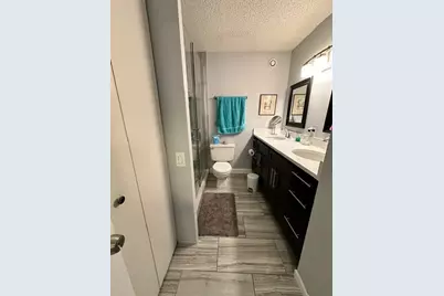 30 E Huron Street #3706, Chicago, IL 60611 - Photo 9