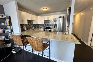 30 E Huron St, Chicago, IL 60611 - Photo 7