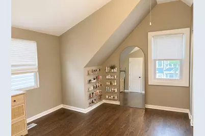 2835 N Ridgeway Avenue #2, Chicago, IL 60618 - Photo 9