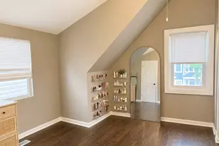 2835 N Ridgeway Ave, Chicago, IL 60618 - Photo 9