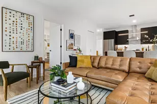 218 E Grand Ave, Chicago, IL 60611 - Photo 3