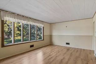 1706 Avalon Ave, Joliet, IL 60435 - Photo 5