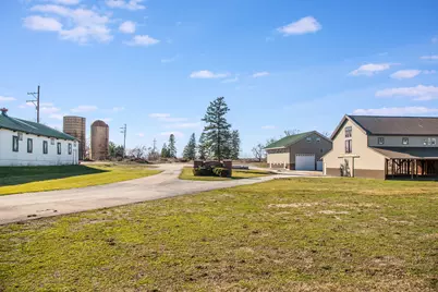 42W690 Route 64, Saint Charles, IL 60175 - Photo 7