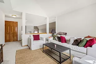 2598 Chasewood Ct, Aurora, IL 60502 - Photo 15